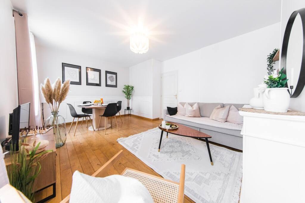 Appartement Lumineux 2 Chambres Coeur De Tours Zewnętrze zdjęcie
